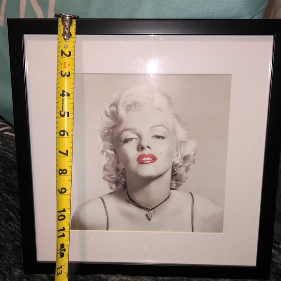 Marilyn Monroe Framed Picture - Picture 2 of 4
